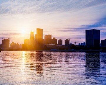 Exploring North Miami’s Waterfront on a Big Bus Tour